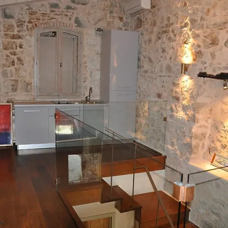 Duolnjo Kola Apartament